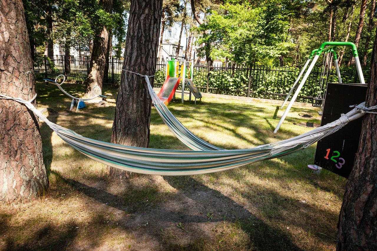 Alcest Niechorze Hotel Bagian luar foto